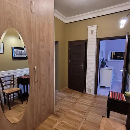 Apartment Krakowskie Przedmiescie 